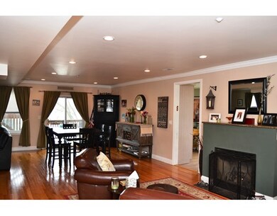 41-43 Port Norfolk St unit 2, Dorchester, MA 02122 - photo 3