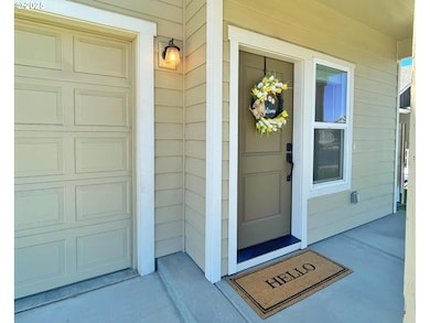 2297 NE 5th St, Hermiston, OR 97838 - photo 2