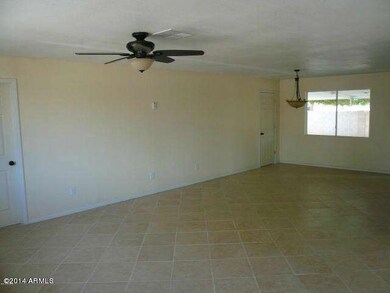 LivingRoom1