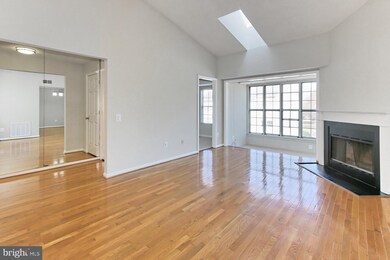 9320 Caspian Way unit 302, Manassas, VA 20110 - photo 2