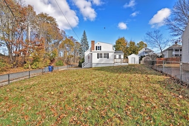 20 Powell St, West Roxbury, MA 02132 - photo 4