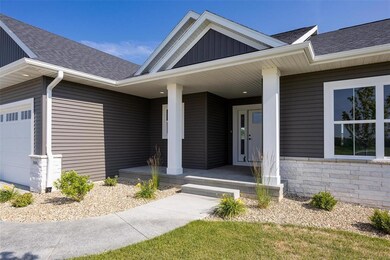 3008 Prairielight Ct, Cedar Rapids, IA 52411 - photo 2