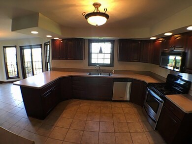 10733 Arizona St, Crown Point, IN 46307 - photo 5