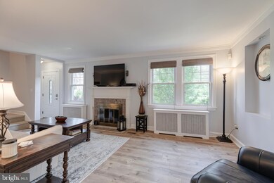 1302 Erskine St, Takoma Park, MD 20912 - photo 5