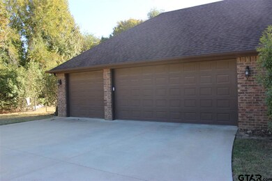 1621 1621 Butterfield Cir, Tyler, TX 75703 - photo 3