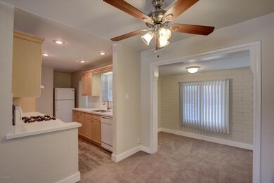 537 E Millett-9