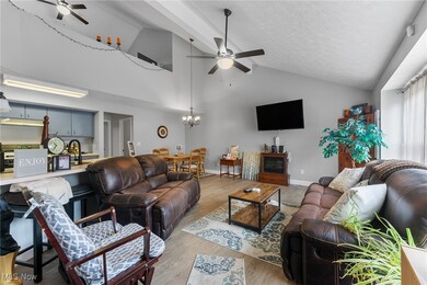 3262 Pheasant Run Rd unit B, Cortland, OH 44410 - photo 2