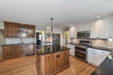 1212 Johnson Dr, Naperville, IL 60540 - photo 6