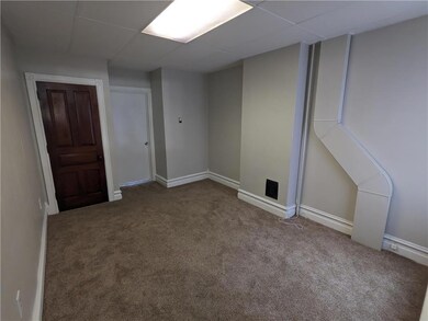 330 N 16th St unit 2, Allentown, PA 18102 - photo 6