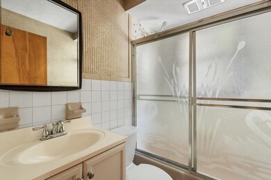 40 Oneida Ave, Brockton, MA 02301 - photo 4