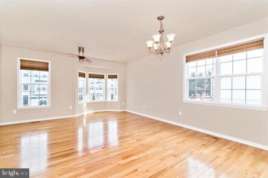 10342 Lantern Ln, Hagerstown, MD 21740 - photo 2