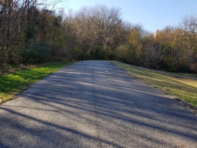 Private dead end street