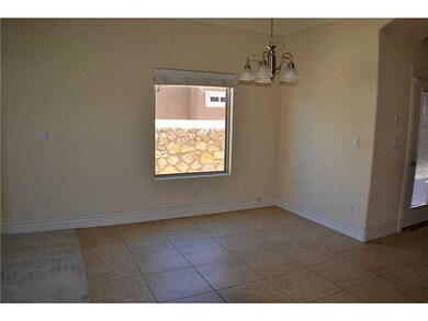 14268 Desert Sky Dr, Horizon City, TX 79928 - photo 4