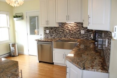 55 Bennett St, Chicopee, MA 01013 - photo 4