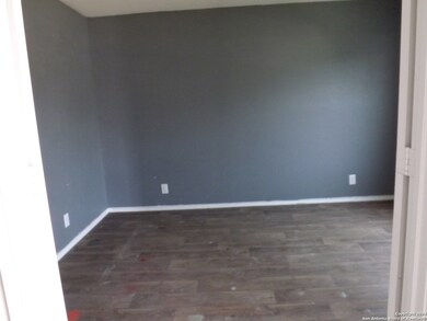 3515 Espada Point, San Antonio, TX 78222 - photo 4