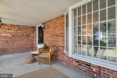 747 Windsor Place, Wallingford, PA 19086 - photo 3