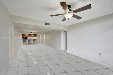 1502 Whitehall Dr unit 303, Davie, FL 33324 - photo 2