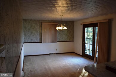 18115 Sky View Ln, Hagerstown, MD 21740 - photo 6