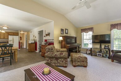 68 Annand Dr, Milford, NH 03055 - photo 4