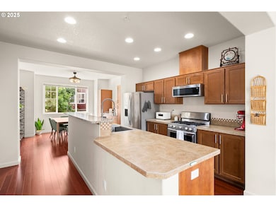 10792 NE Gateway Place, Hillsboro, OR 97006 - photo 6