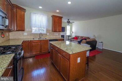 7328 Mockingbird Cir, Glen Burnie, MD 21060 - photo 6