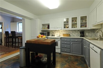 126 Cedar Point Dr, Pineville, LA 71360 - photo 5