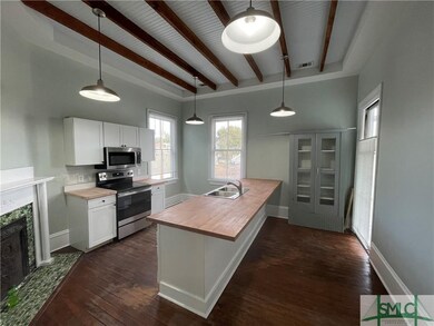 320 E 31st St unit Upper, Savannah, GA 31401 - photo 3