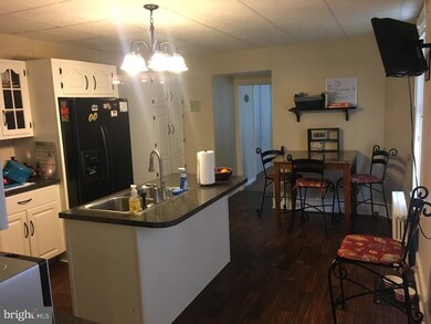 4323 Scotland Main St, Chambersburg, PA 17202 - photo 5