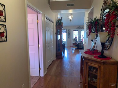 552 Spencer Cir, Burley, ID 83318 - photo 3