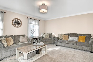 07-Living Room