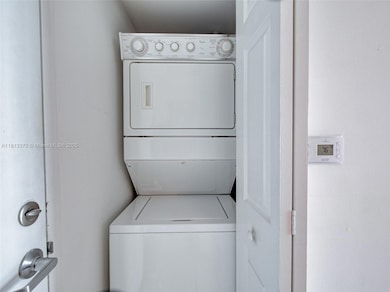 WASHER & DRYER INSIDE UNIT