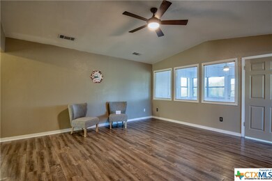 2220 Phyllis Dr, Copperas Cove, TX 76522 - photo 5