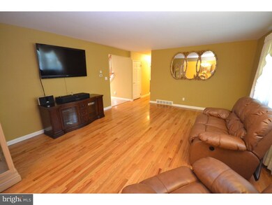 1472 Greenwood Ct, Vineland, NJ 08361 - photo 7