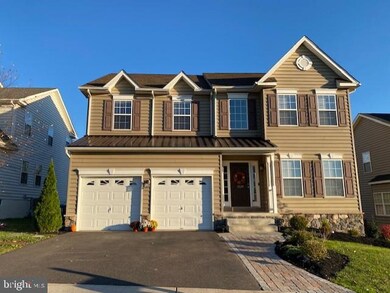 2129 Larkspur Ct, Pennsburg, PA 18073 - photo 3