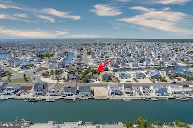 947 Jennifer Ln, Manahawkin, NJ 08050 - photo 4