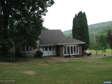 1104 Setzer Rd, Stroudsburg, PA 18360 - photo 2