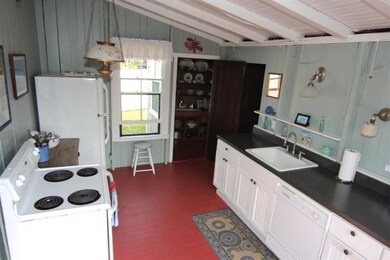 8 Caleb Pond Ln, Edgartown, MA 02539 - photo 6