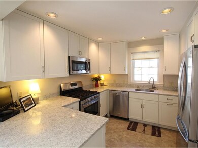 118 S Main St unit C2, Stowe, VT 05672 - photo 2