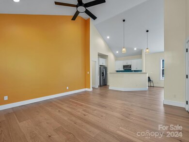 168 Marietta St, Asheville, NC 28803 - photo 4