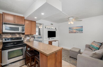 Kitchen & Living Area