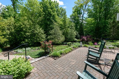 3525 Devon Dr, Falls Church, VA 22042 - photo 6