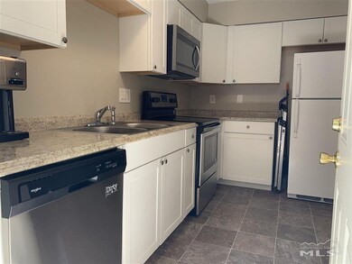 1408 E 9th St unit 11, Reno, NV 89512 - photo 3