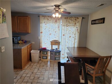 117 Valley Meadows Loop, Chehalis, WA 98532 - photo 7