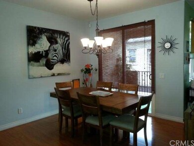 Formal dinning room
