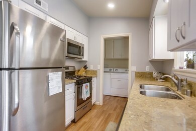 921 Regal Rd, Encinitas, CA 92024 - photo 5