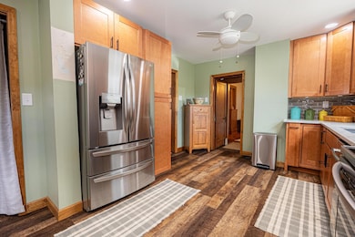 112 Thompson Ave, New Concord, OH 43762 - photo 6