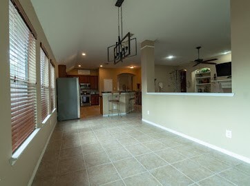 2611 Groveleigh Park Ct, Spring, TX 77386 - photo 7