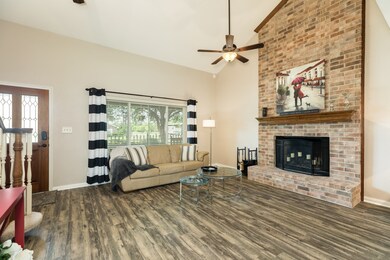 6423 Grace Ln, Pearland, TX 77584 - photo 6