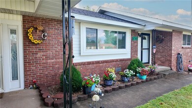 1911 S 10th Str St, Rogers, AR 72758 - photo 2