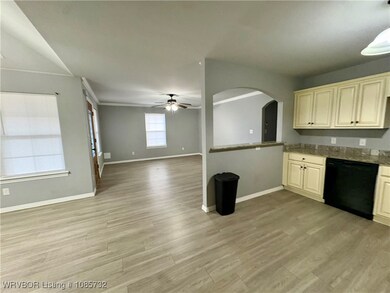 1017 Springhill Rd unit A, Barling, AR 72923 - photo 3